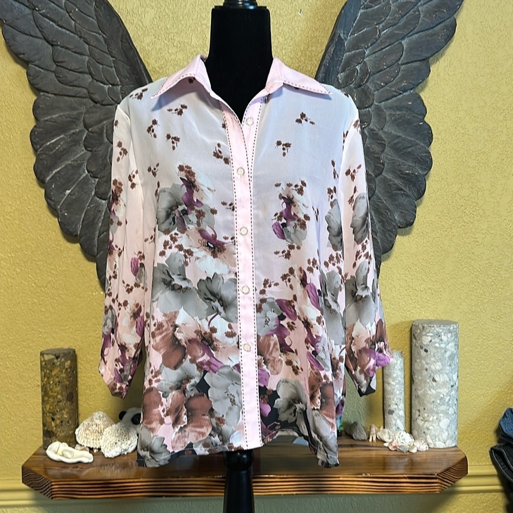 Tung Tai Floral Button Down Shirt